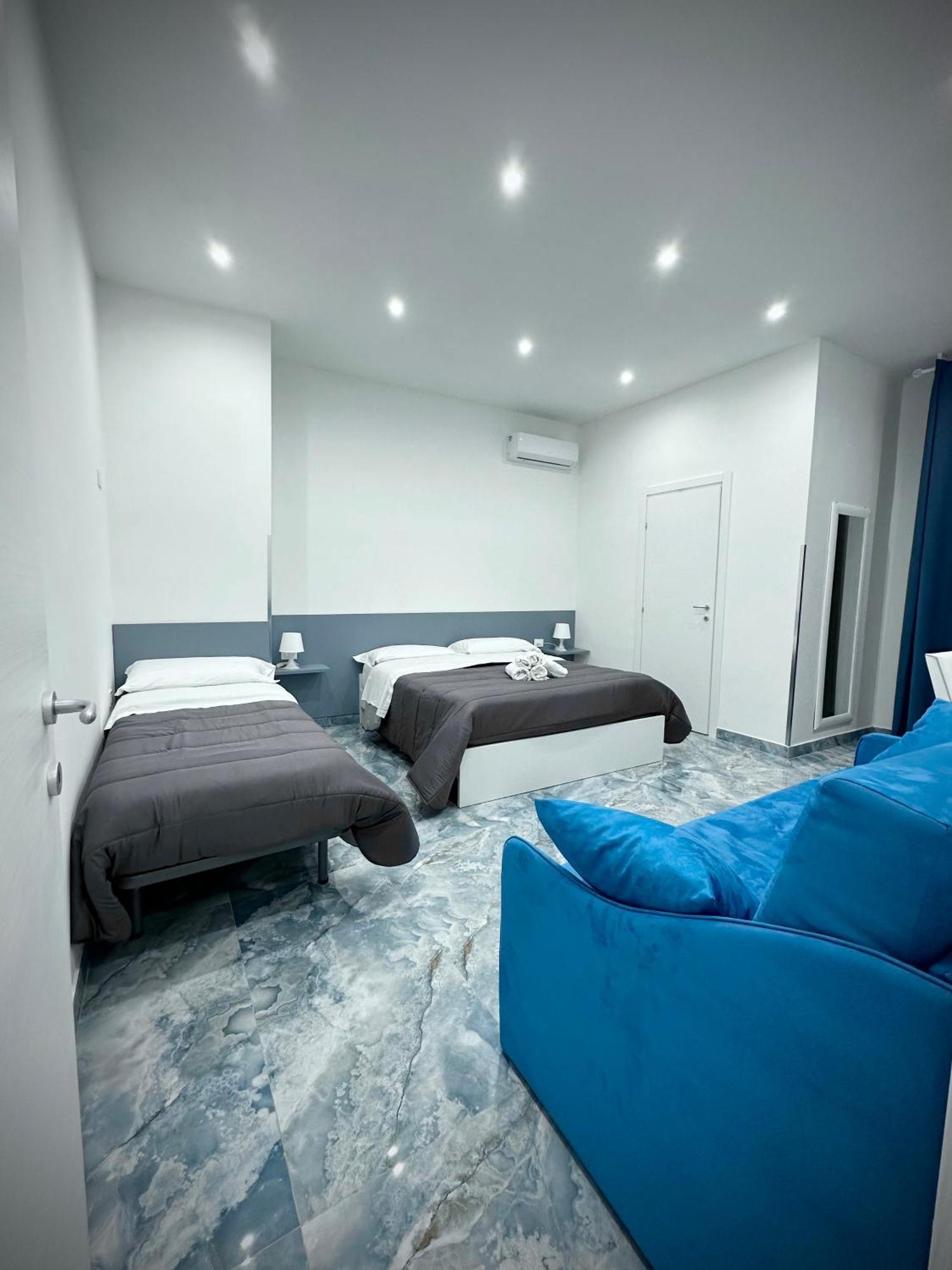 Marvit Central Luxury Napoli Bagian luar foto