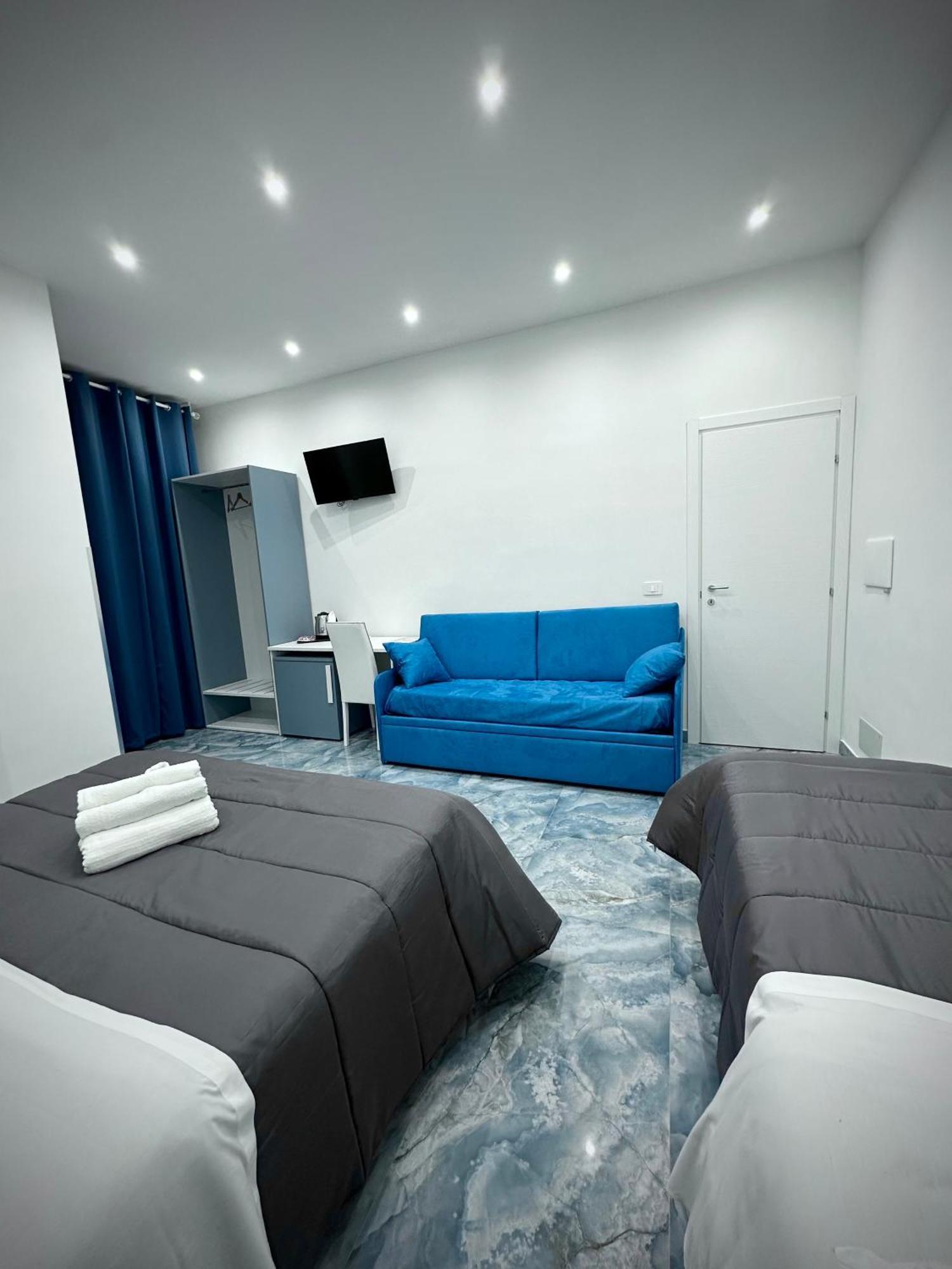 Marvit Central Luxury Napoli Bagian luar foto