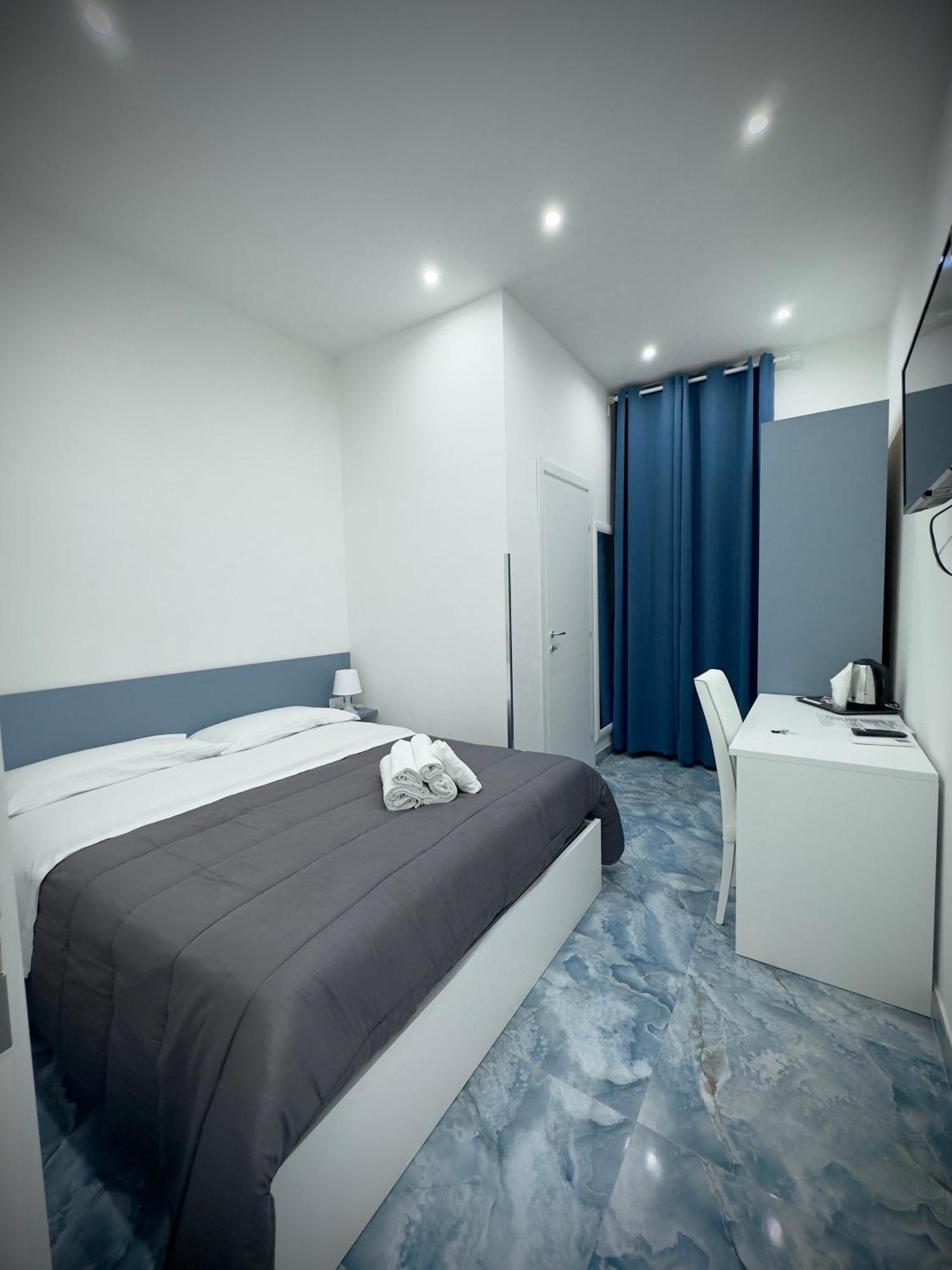 Marvit Central Luxury Napoli Bagian luar foto