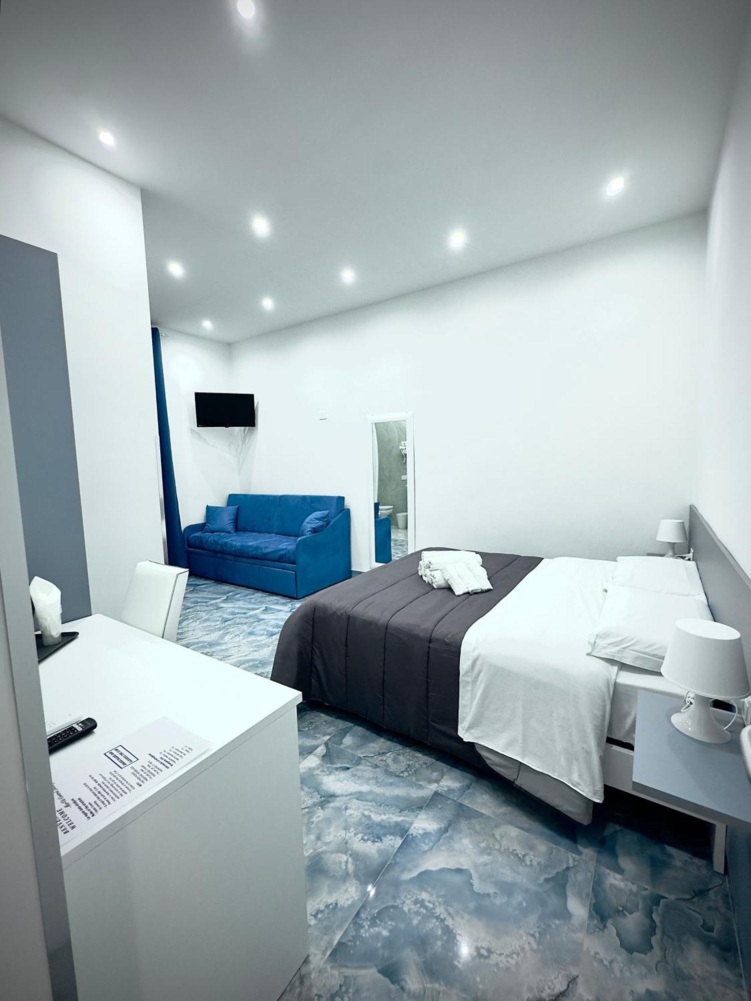 Marvit Central Luxury Napoli Bagian luar foto