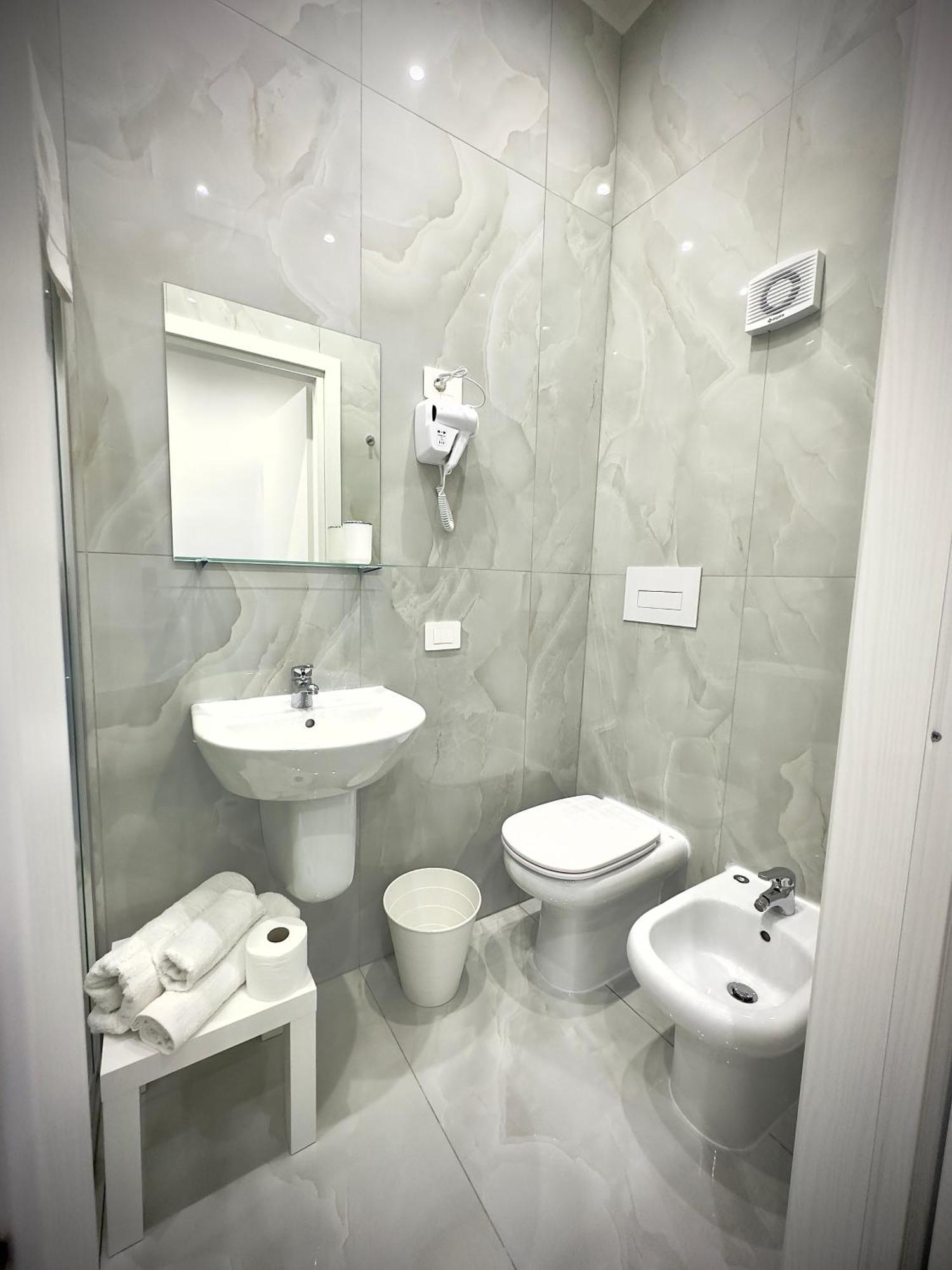 Marvit Central Luxury Napoli Bagian luar foto
