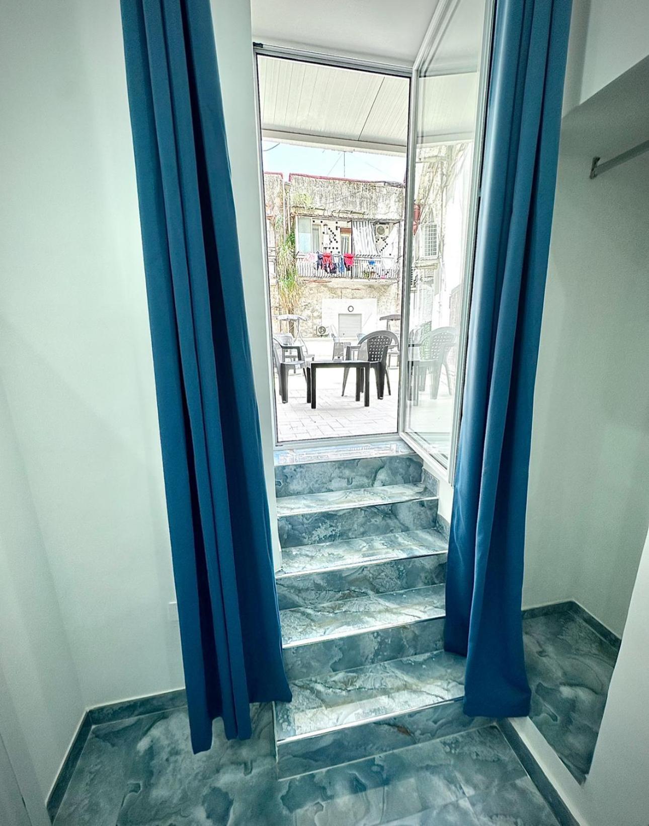 Marvit Central Luxury Napoli Bagian luar foto